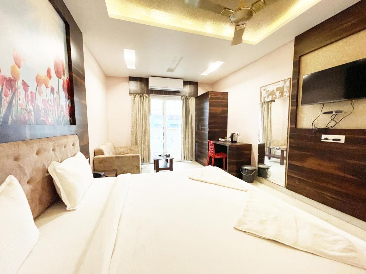 Shree Ganesh Hotel Puri Exterior photo